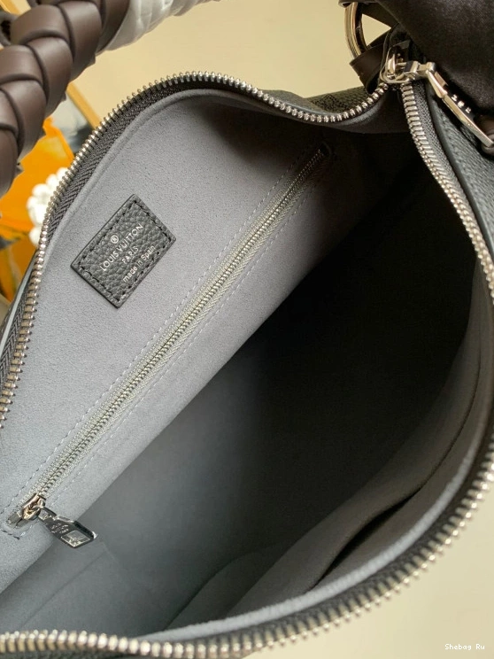 MM LOUIS BEAUBOURG HOBO VUITTON 0729